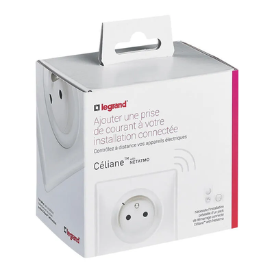Céliane 16A 3680W Wall Outlet - white